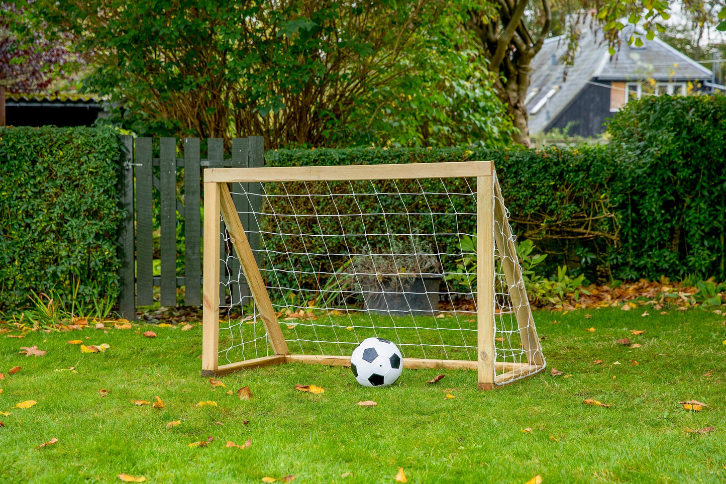 Køb idag og få leveret ca. 1/10 - Fodboldmål natur - Classic Micro 125 x 100 cm -