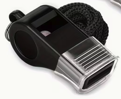 Sort plastfløjte med snor